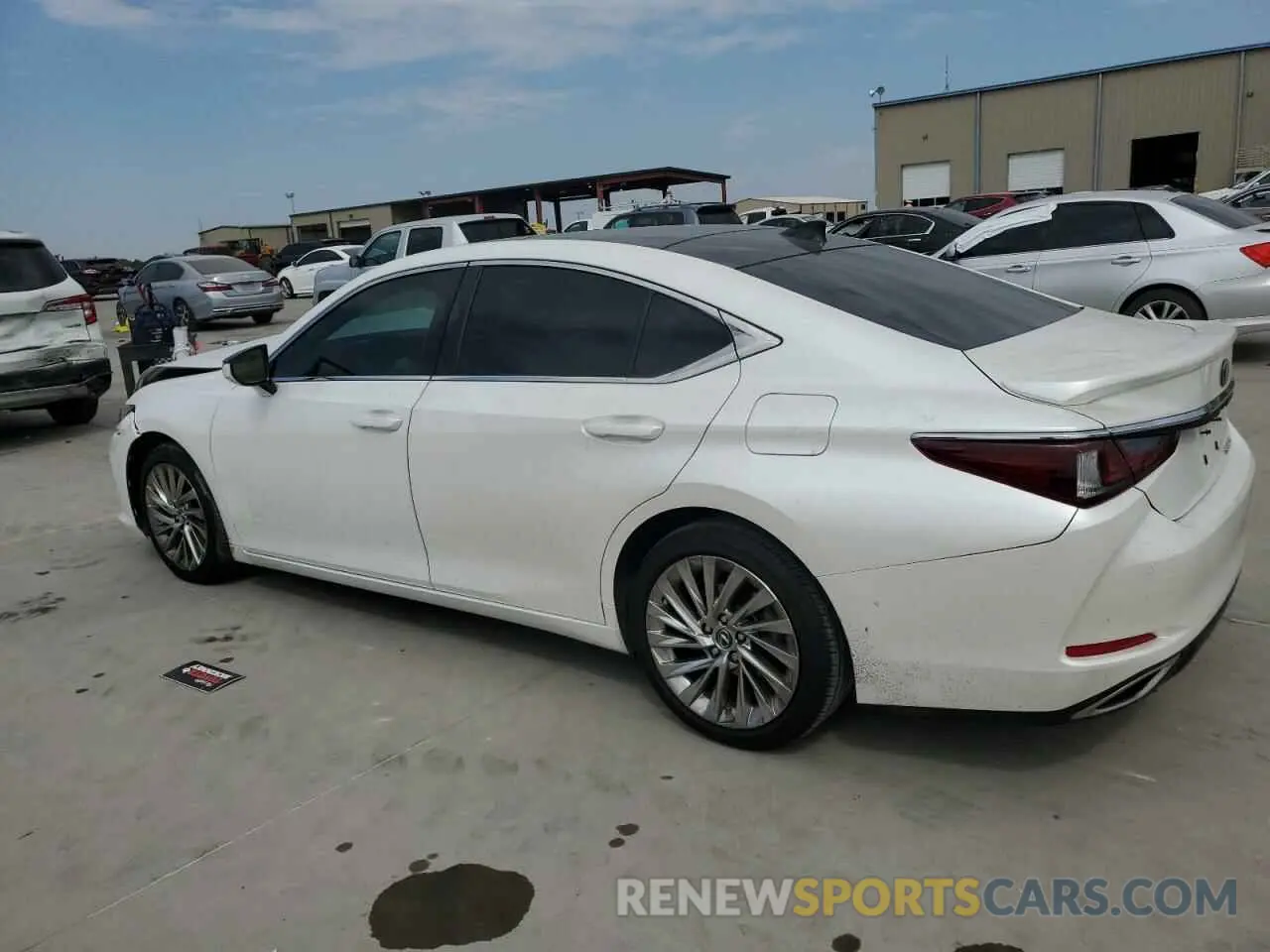 2 Photograph of a damaged car 58AEZ1B11LU078506 LEXUS ES350 2020