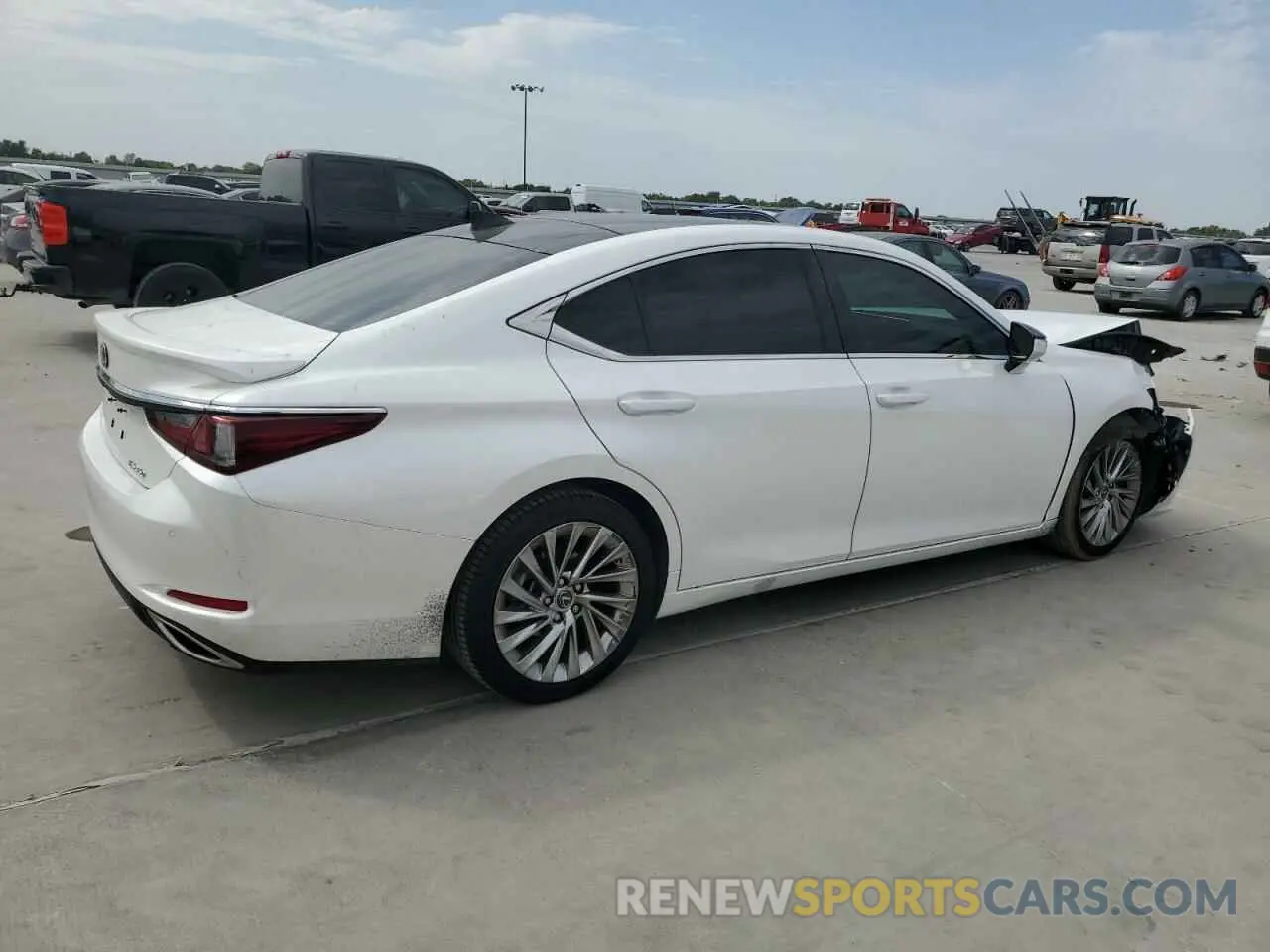 3 Photograph of a damaged car 58AEZ1B11LU078506 LEXUS ES350 2020