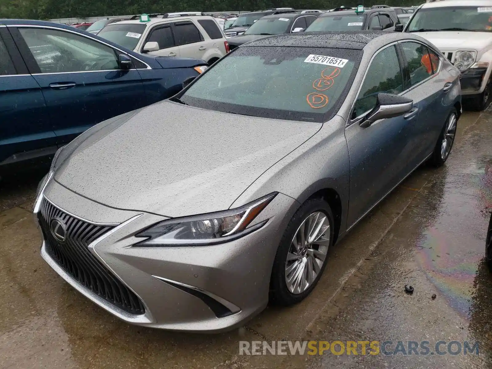 2 Photograph of a damaged car 58AEZ1B16LU078839 LEXUS ES350 2020