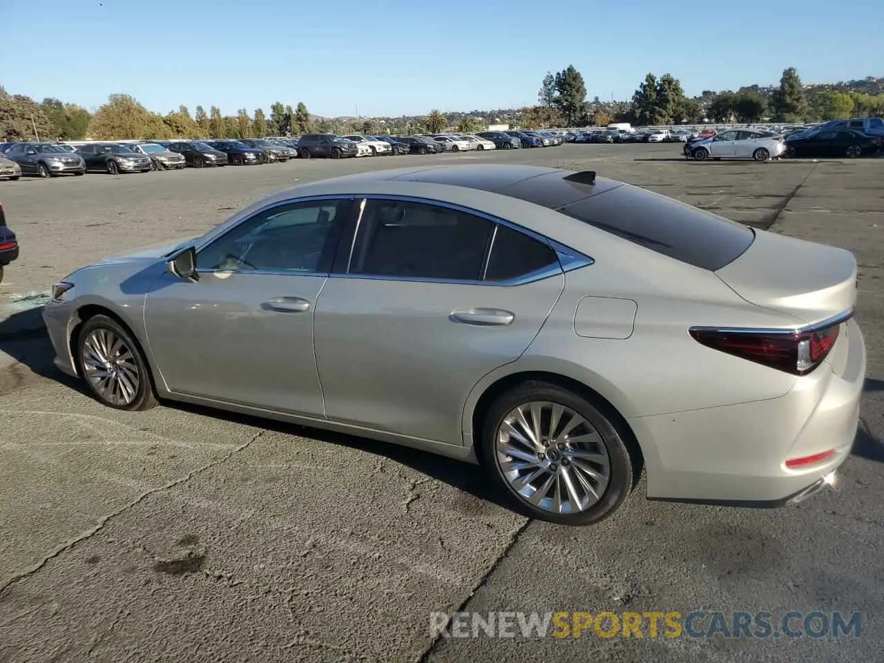 2 Photograph of a damaged car 58AEZ1B17LU074461 LEXUS ES350 2020