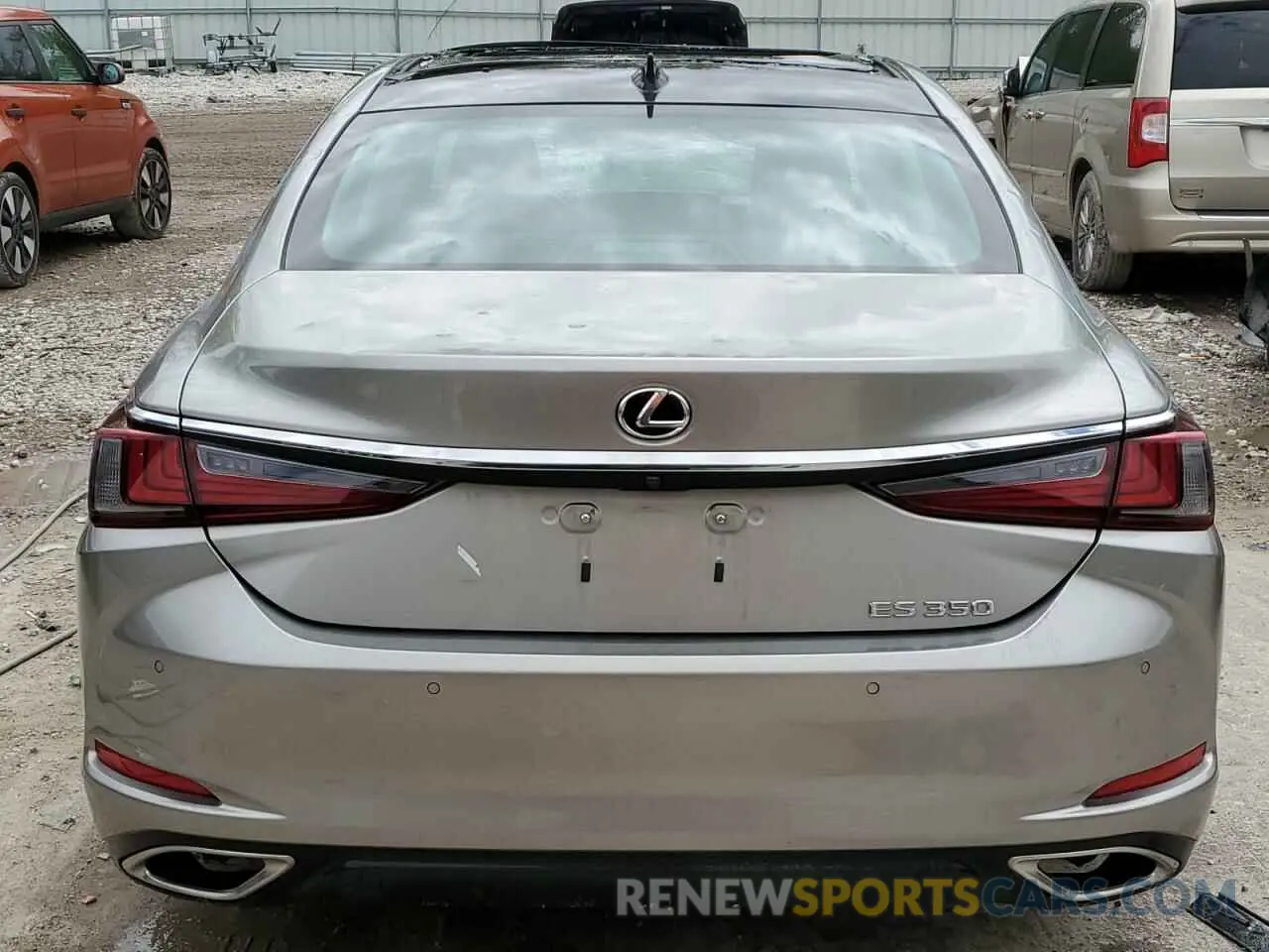 6 Photograph of a damaged car 58AEZ1B18LU073576 LEXUS ES350 2020