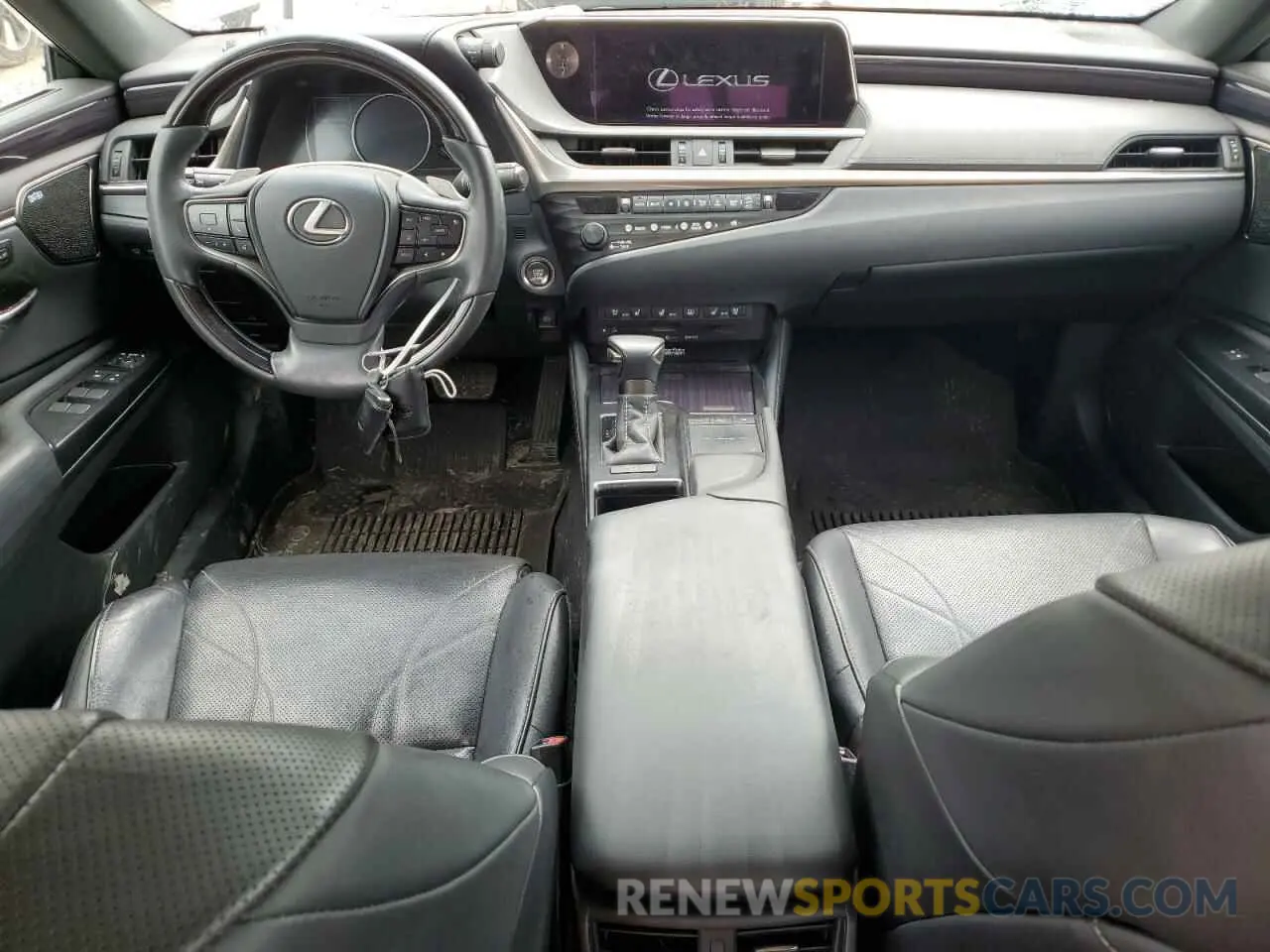 8 Photograph of a damaged car 58AEZ1B18LU073576 LEXUS ES350 2020