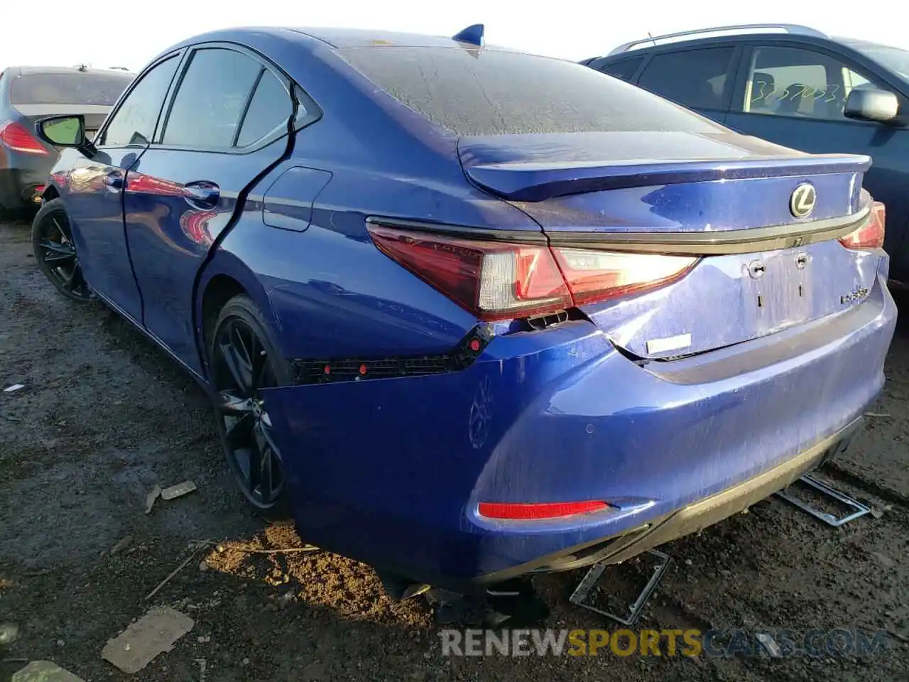 3 Photograph of a damaged car 58AGZ1B10LU062127 LEXUS ES350 2020