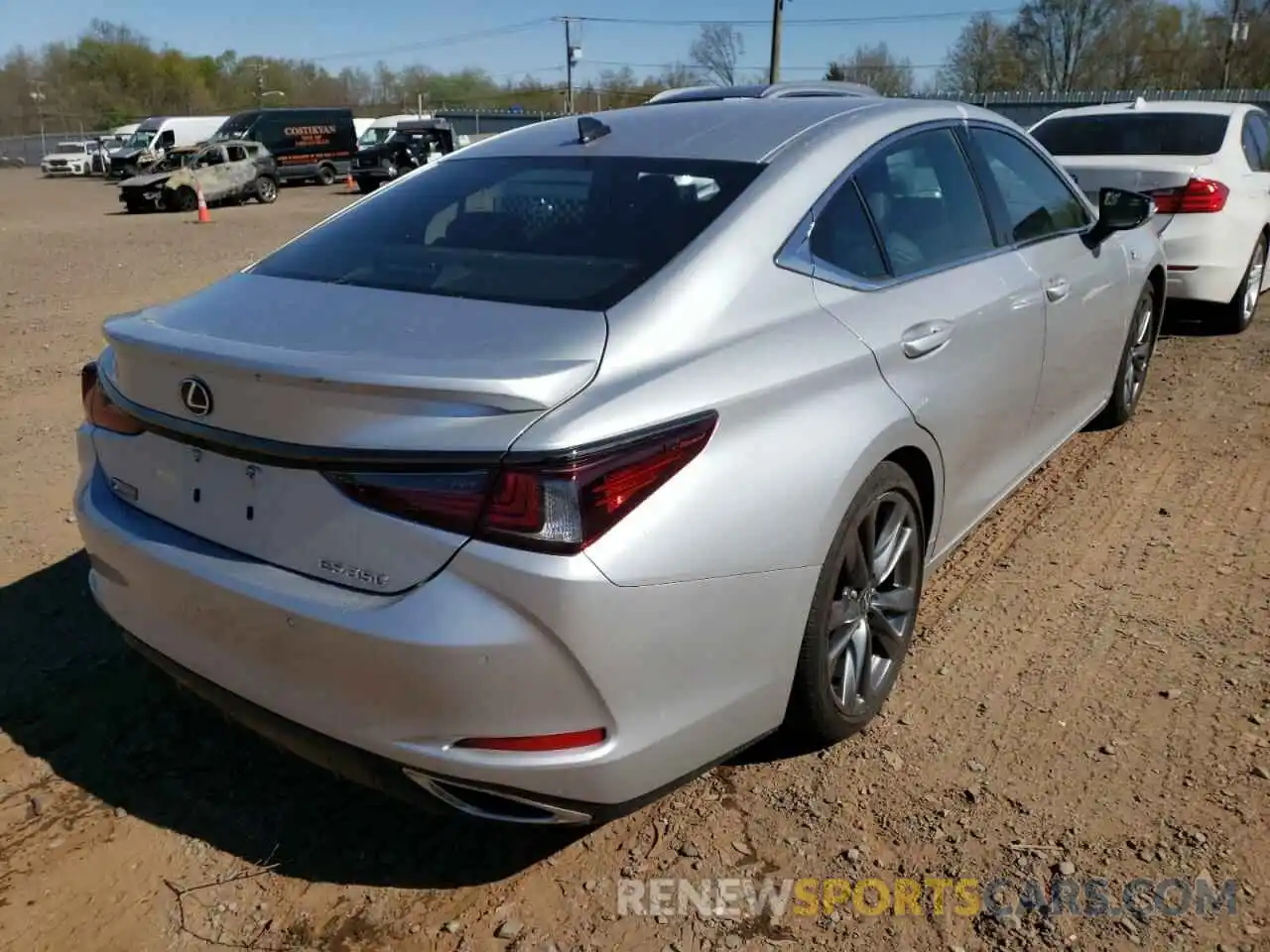 4 Photograph of a damaged car 58AGZ1B14LU068769 LEXUS ES350 2020