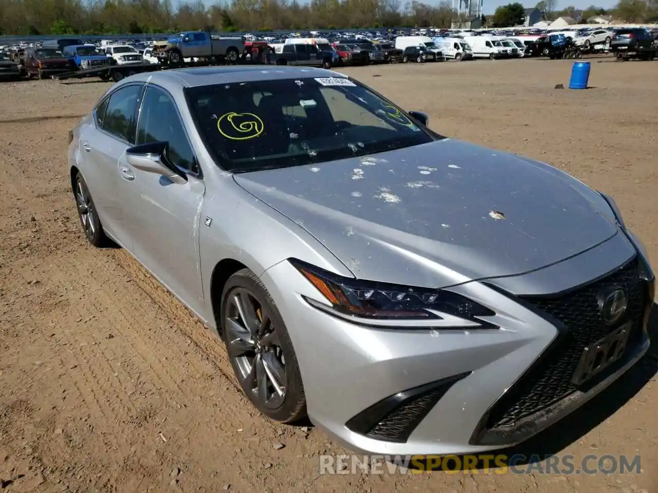 9 Photograph of a damaged car 58AGZ1B14LU068769 LEXUS ES350 2020