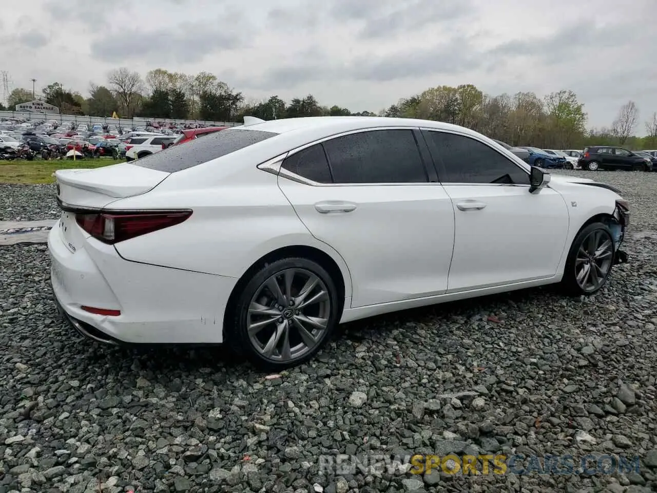 3 Photograph of a damaged car 58AGZ1B18LU060769 LEXUS ES350 2020