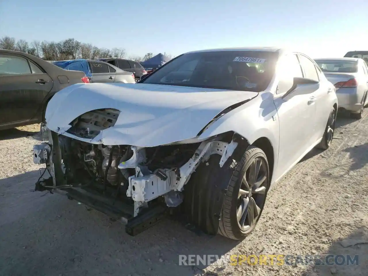 2 Photograph of a damaged car 58AGZ1B19LU059226 LEXUS ES350 2020