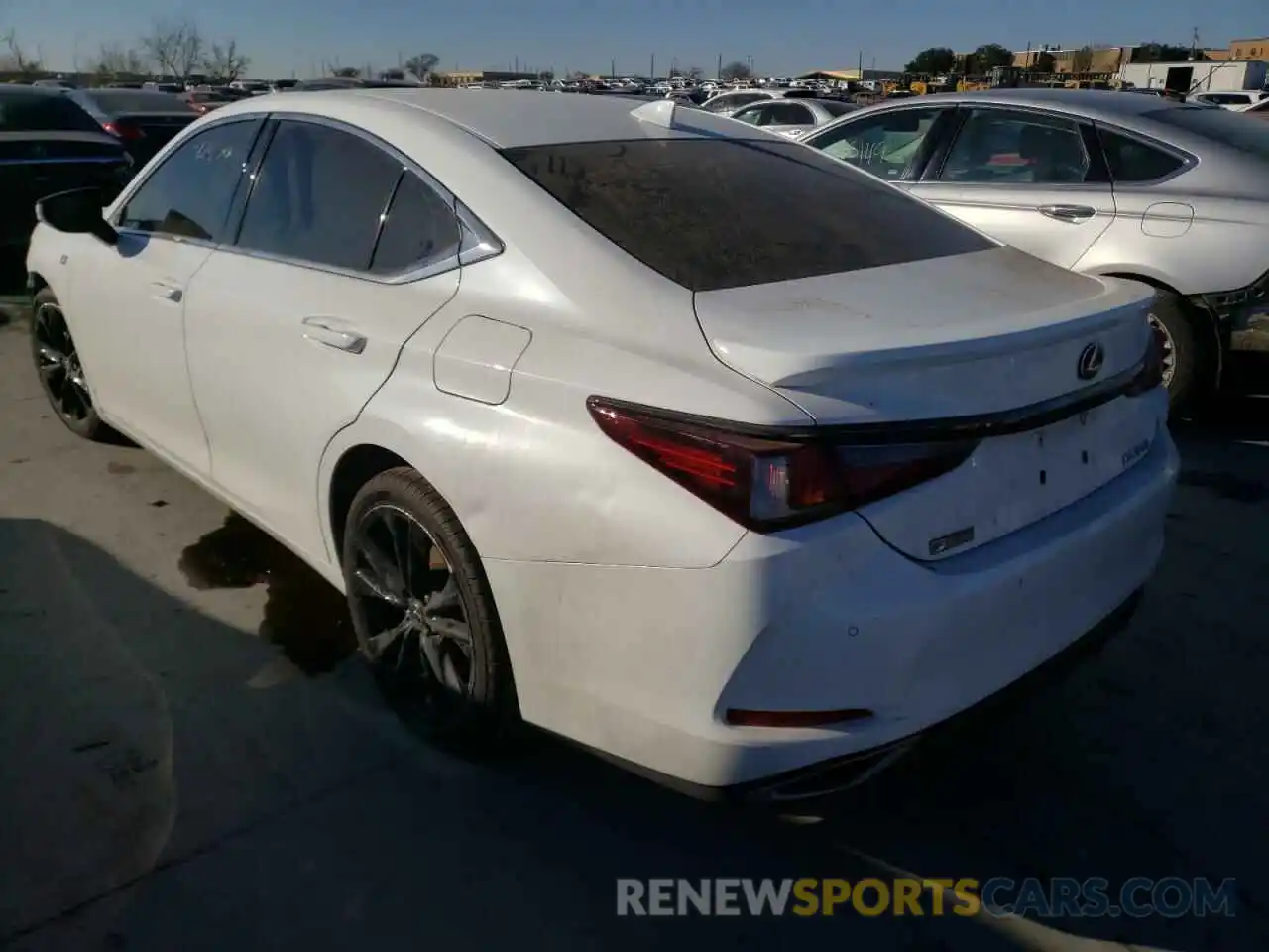 3 Photograph of a damaged car 58AGZ1B1XLU070543 LEXUS ES350 2020