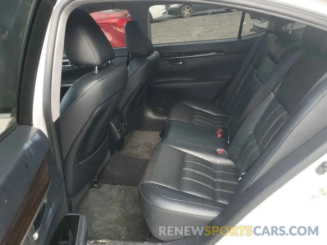 10 Photograph of a damaged car JTHBK1GG7G2231681 LEXUS ES350 2020