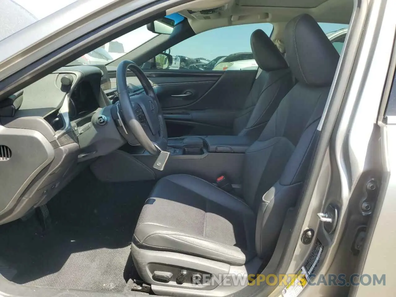 7 Photograph of a damaged car 58ACZ1B15MU088996 LEXUS ES350 2021