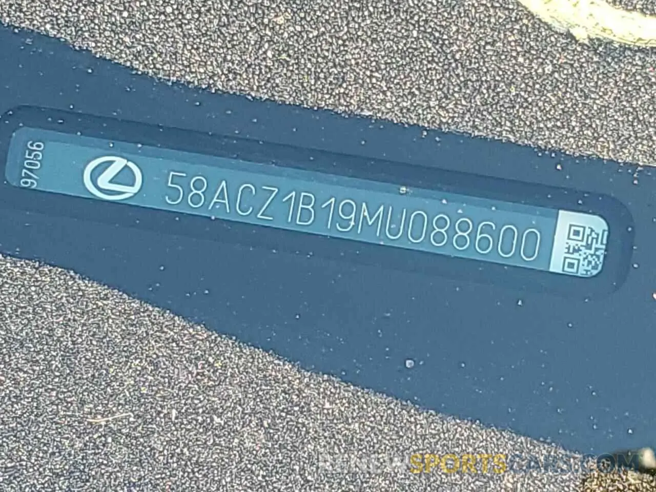12 Photograph of a damaged car 58ACZ1B19MU088600 LEXUS ES350 2021