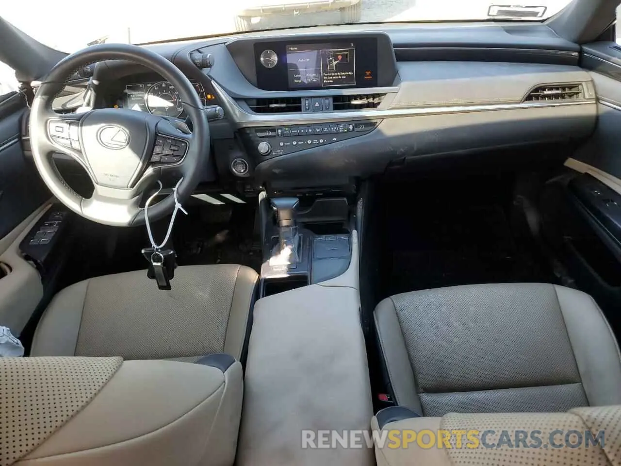8 Photograph of a damaged car 58ACZ1B19MU088600 LEXUS ES350 2021