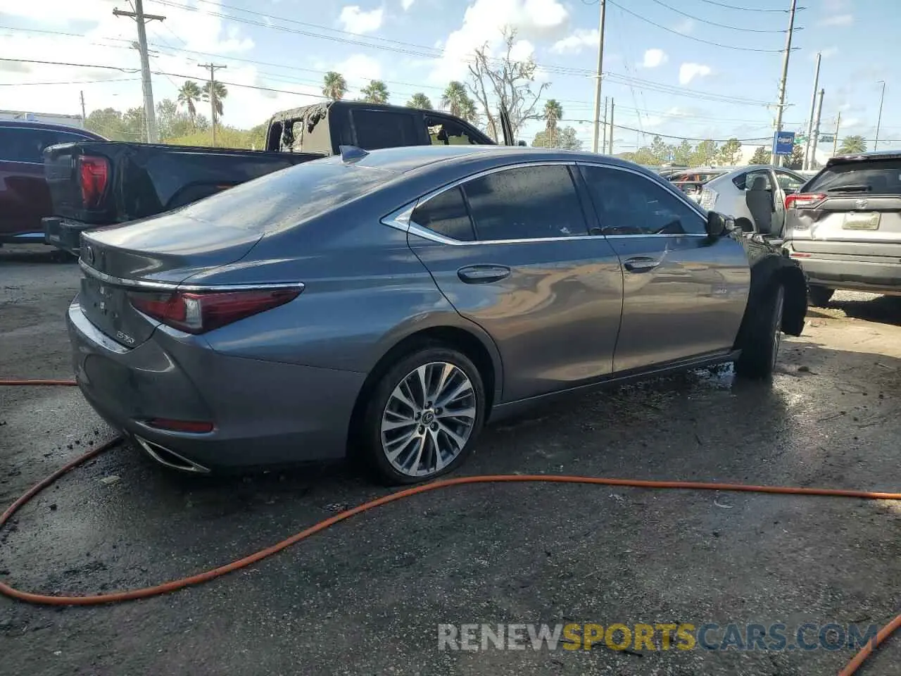 3 Photograph of a damaged car 58ADZ1B11MU090300 LEXUS ES350 2021