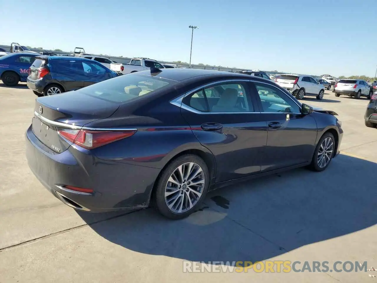 3 Photograph of a damaged car 58ADZ1B12MU090578 LEXUS ES350 2021