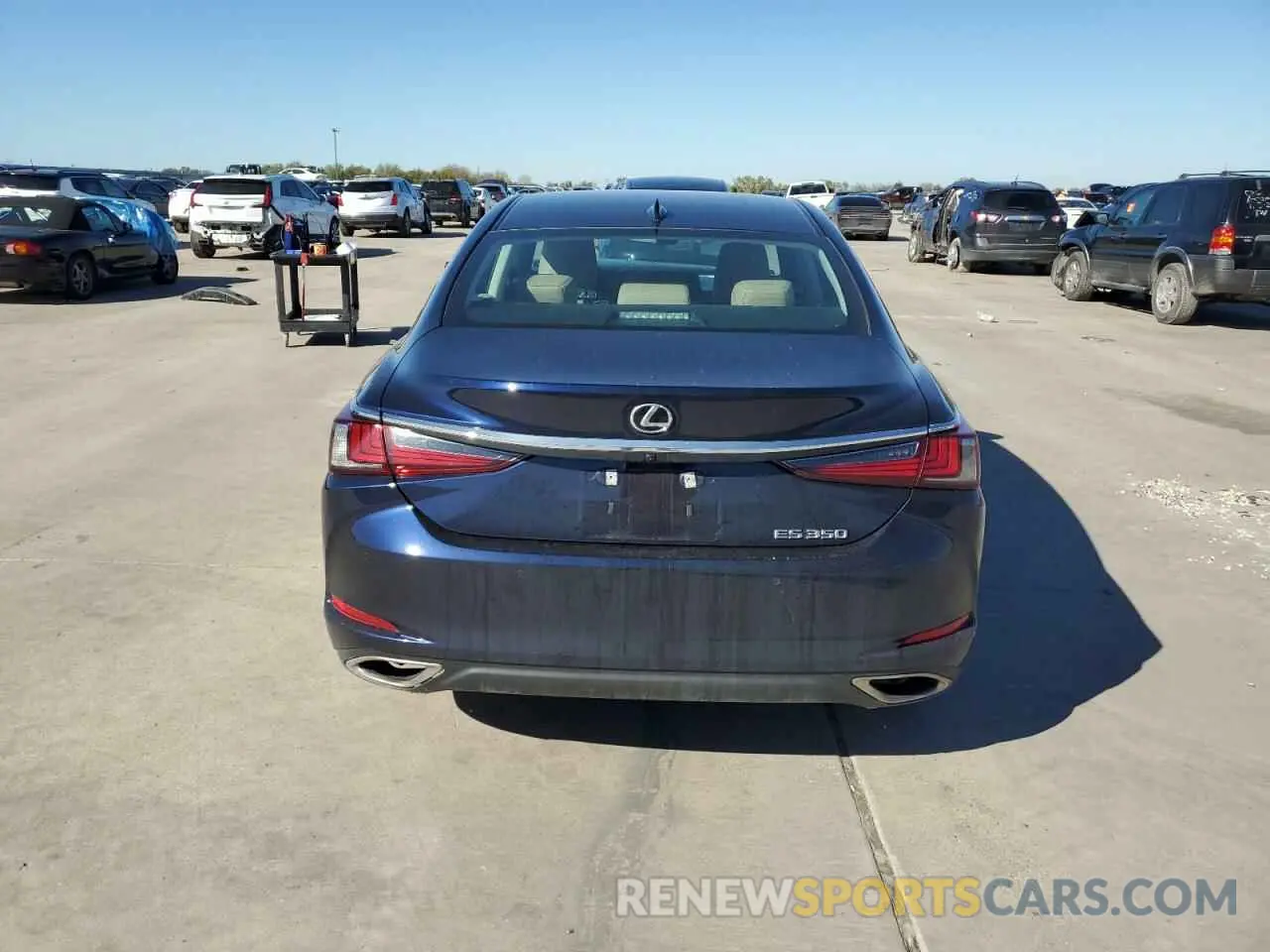 6 Photograph of a damaged car 58ADZ1B12MU090578 LEXUS ES350 2021