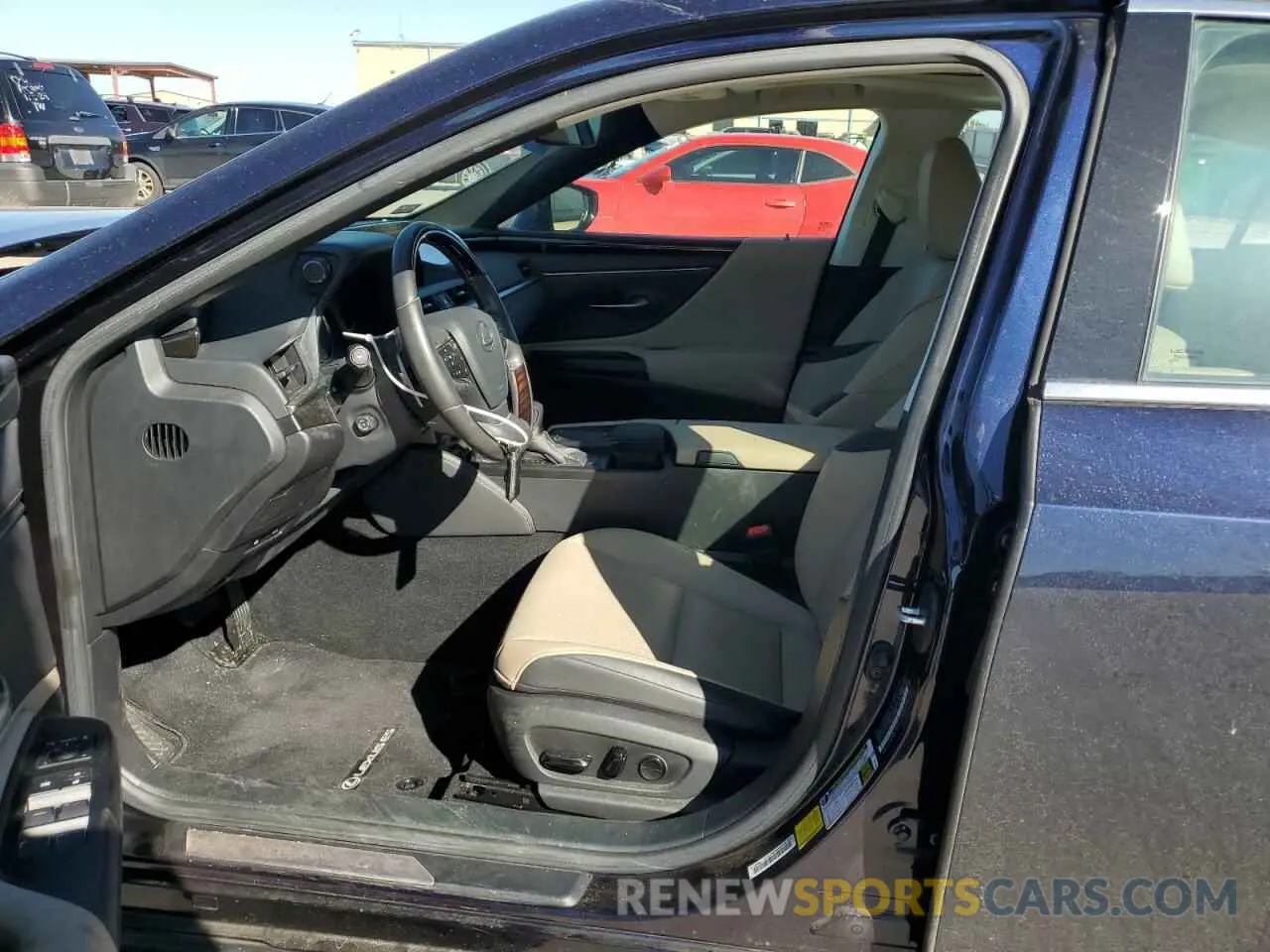 7 Photograph of a damaged car 58ADZ1B12MU090578 LEXUS ES350 2021