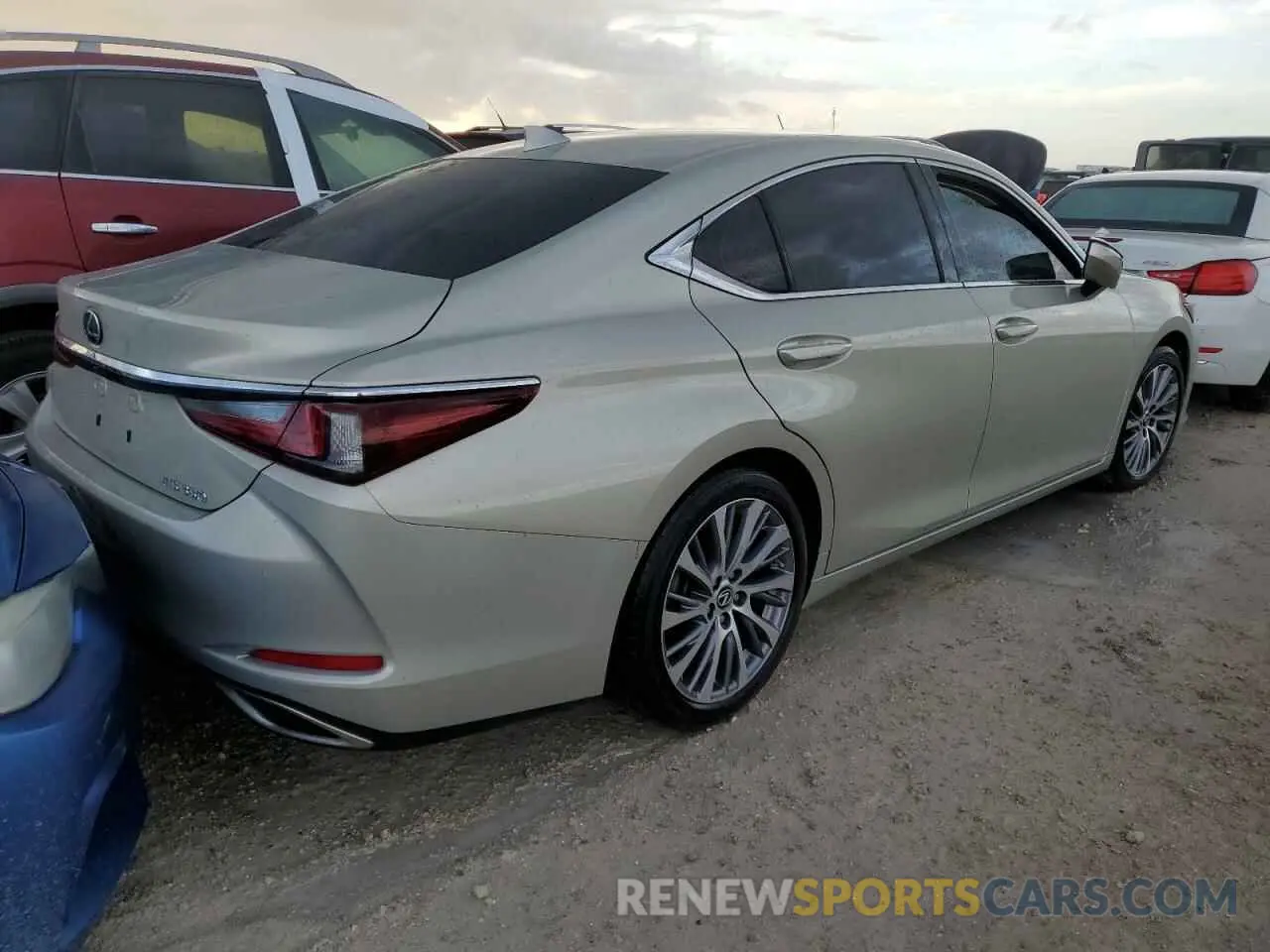 3 Photograph of a damaged car 58ADZ1B13MU103421 LEXUS ES350 2021