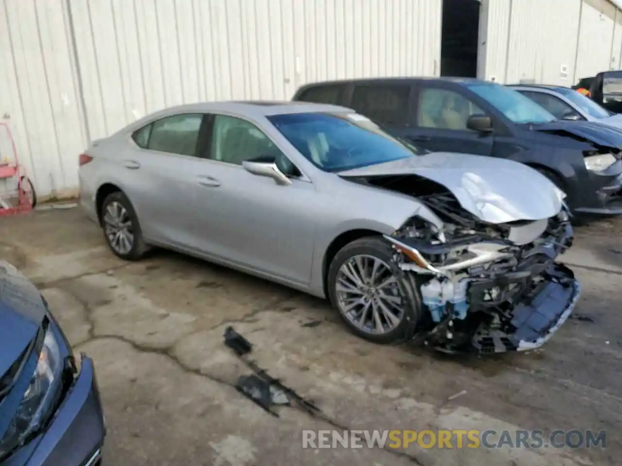 4 Photograph of a damaged car 58ADZ1B14MU104674 LEXUS ES350 2021