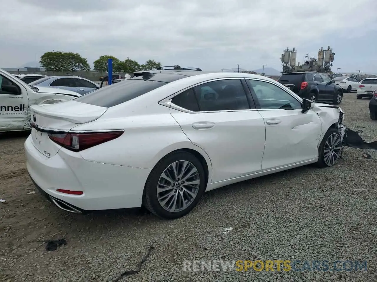 3 Photograph of a damaged car 58ADZ1B15MU098190 LEXUS ES350 2021