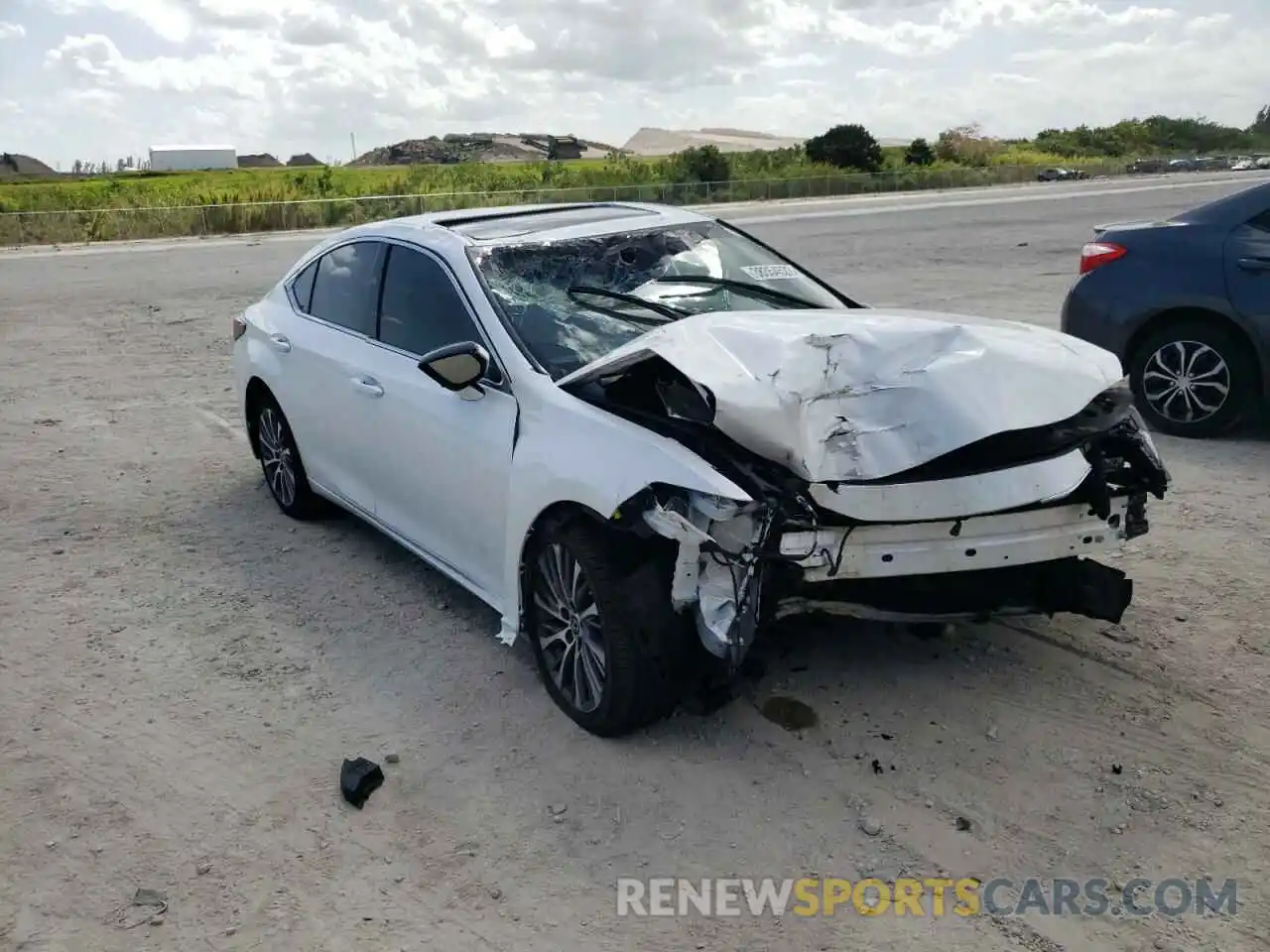 1 Photograph of a damaged car 58ADZ1B15MU104022 LEXUS ES350 2021