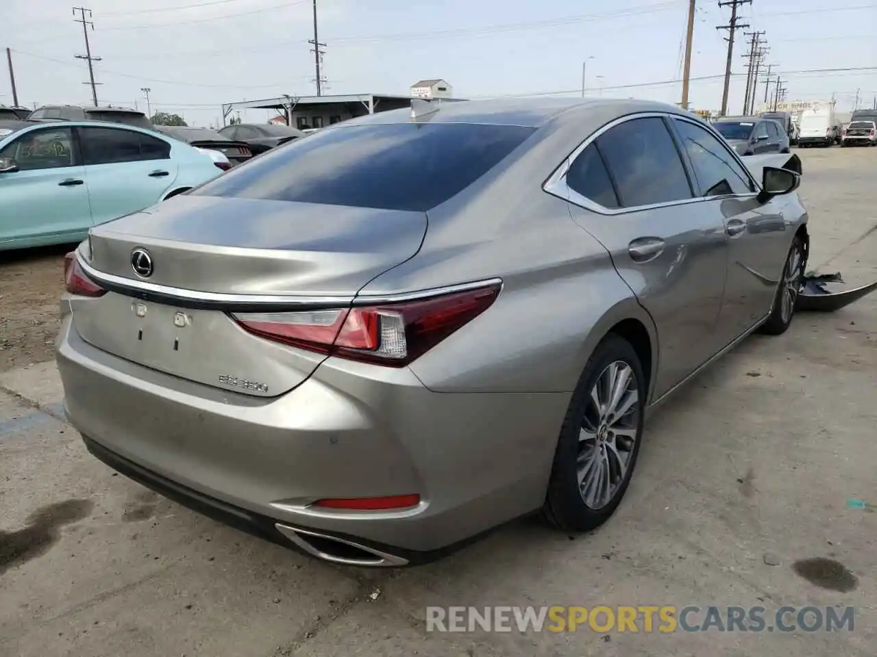 4 Photograph of a damaged car 58ADZ1B15MU106546 LEXUS ES350 2021