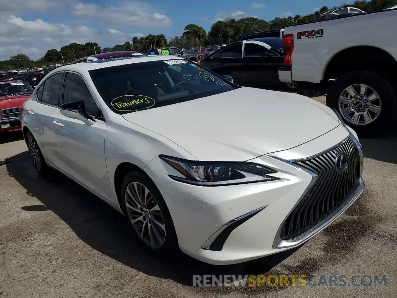 4 Photograph of a damaged car 58ADZ1B15MU107700 LEXUS ES350 2021