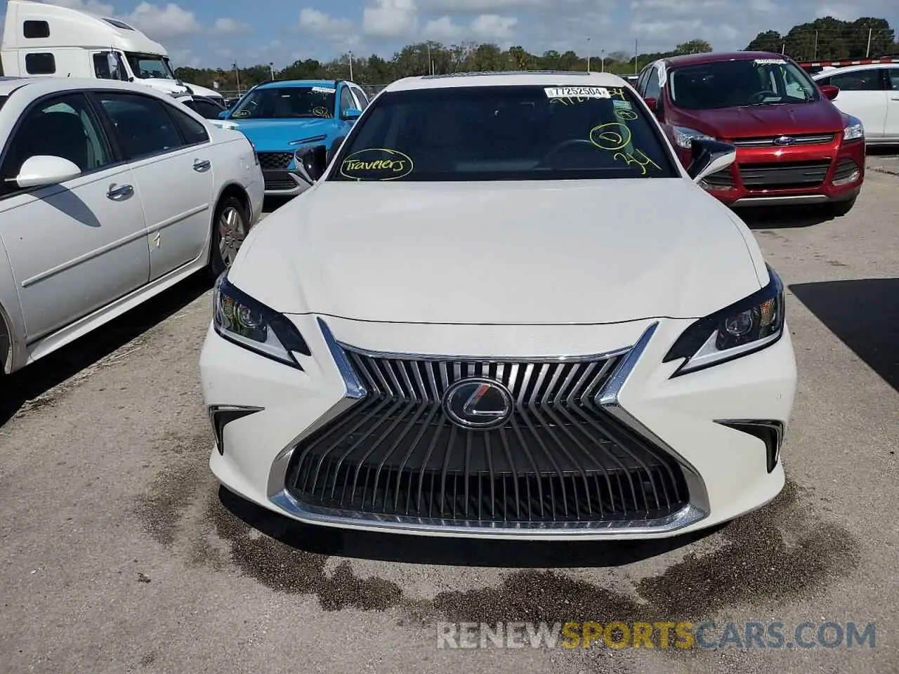 5 Photograph of a damaged car 58ADZ1B15MU107700 LEXUS ES350 2021