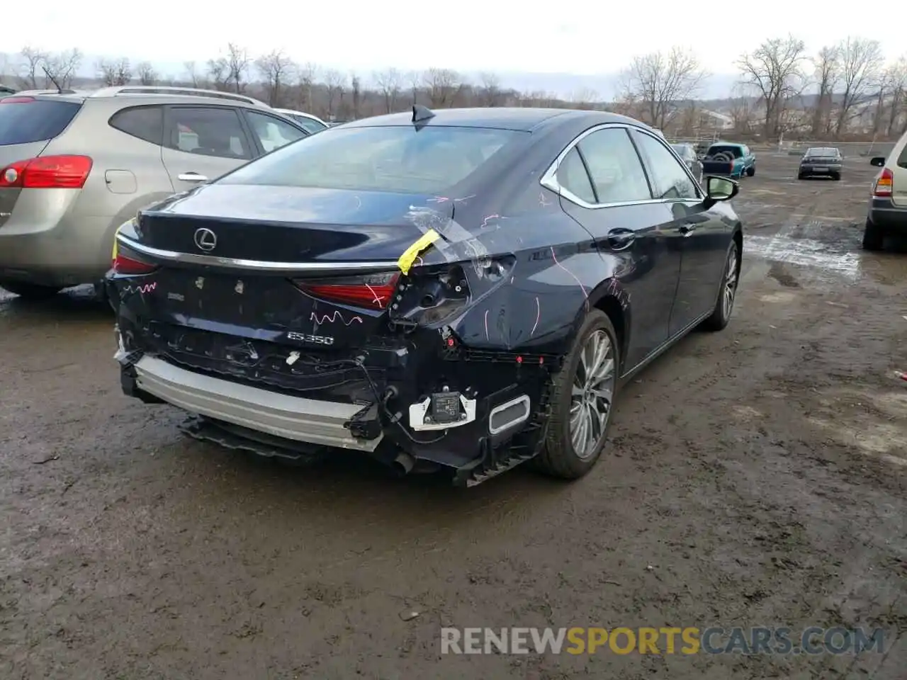 4 Photograph of a damaged car 58ADZ1B16MU082922 LEXUS ES350 2021