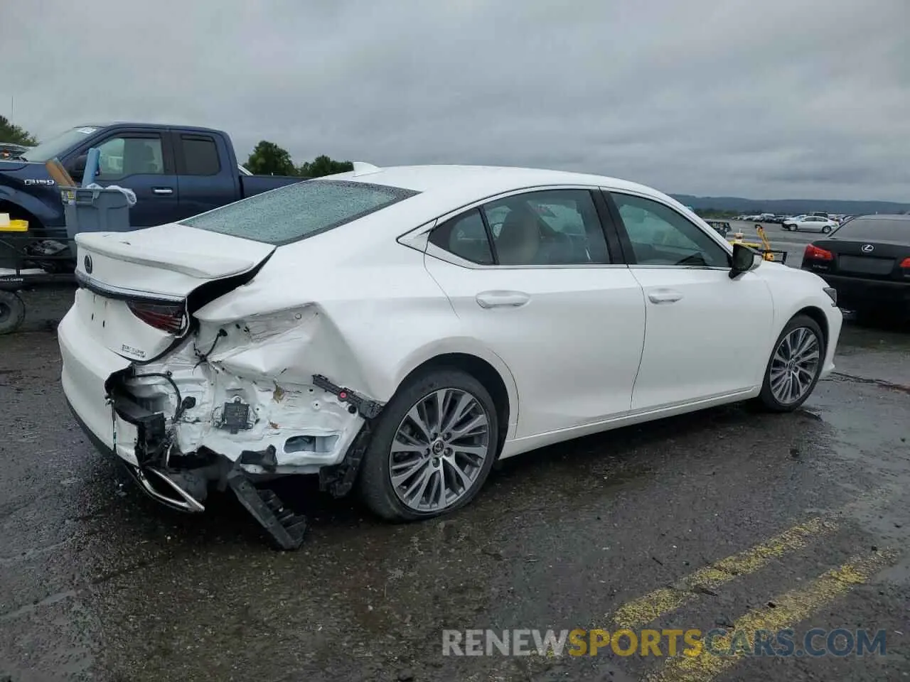 3 Photograph of a damaged car 58ADZ1B16MU083536 LEXUS ES350 2021