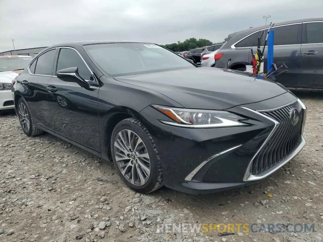 4 Photograph of a damaged car 58ADZ1B17MU101963 LEXUS ES350 2021