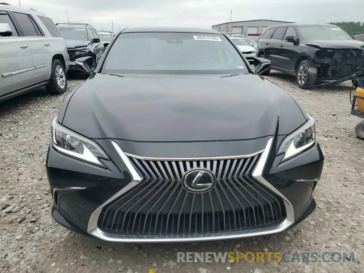 5 Photograph of a damaged car 58ADZ1B17MU101963 LEXUS ES350 2021