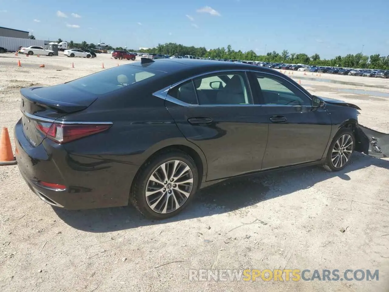 3 Photograph of a damaged car 58ADZ1B17MU108041 LEXUS ES350 2021