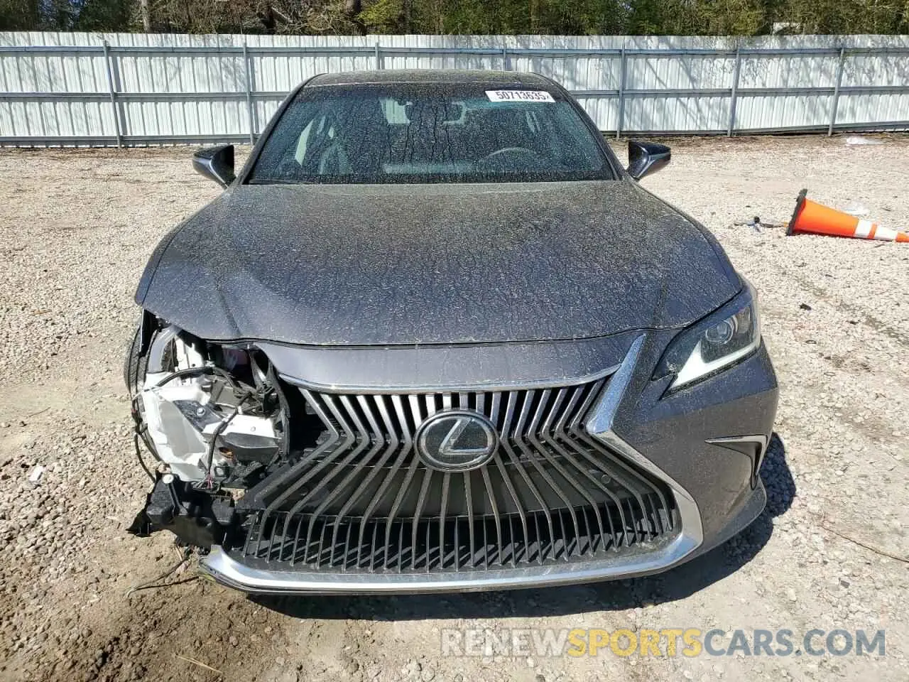 5 Photograph of a damaged car 58ADZ1B18MU084235 LEXUS ES350 2021