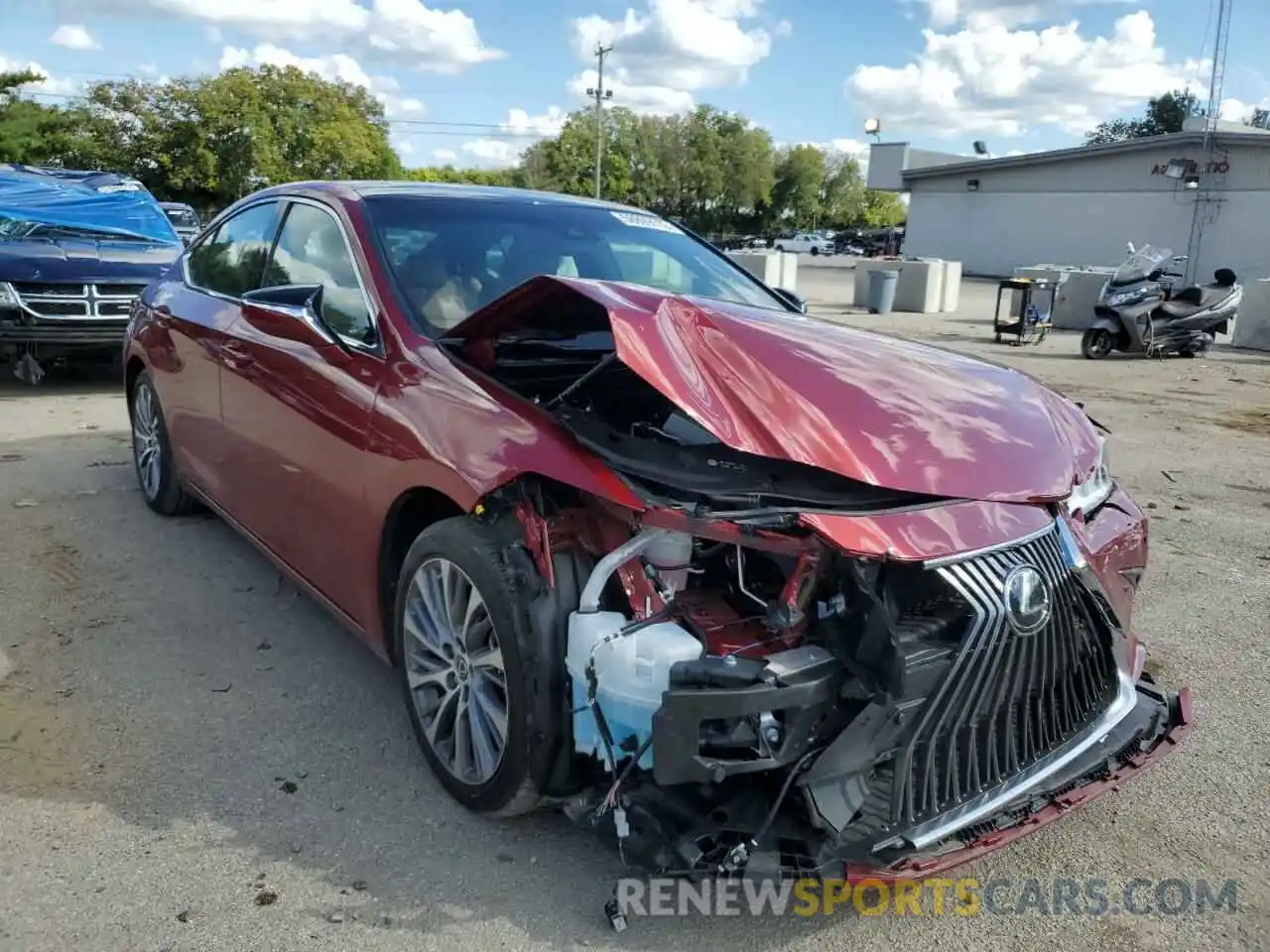 1 Photograph of a damaged car 58ADZ1B19MU102712 LEXUS ES350 2021