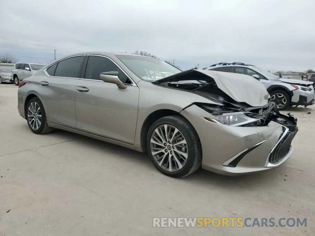 4 Photograph of a damaged car 58AEZ1B11MU083612 LEXUS ES350 2021
