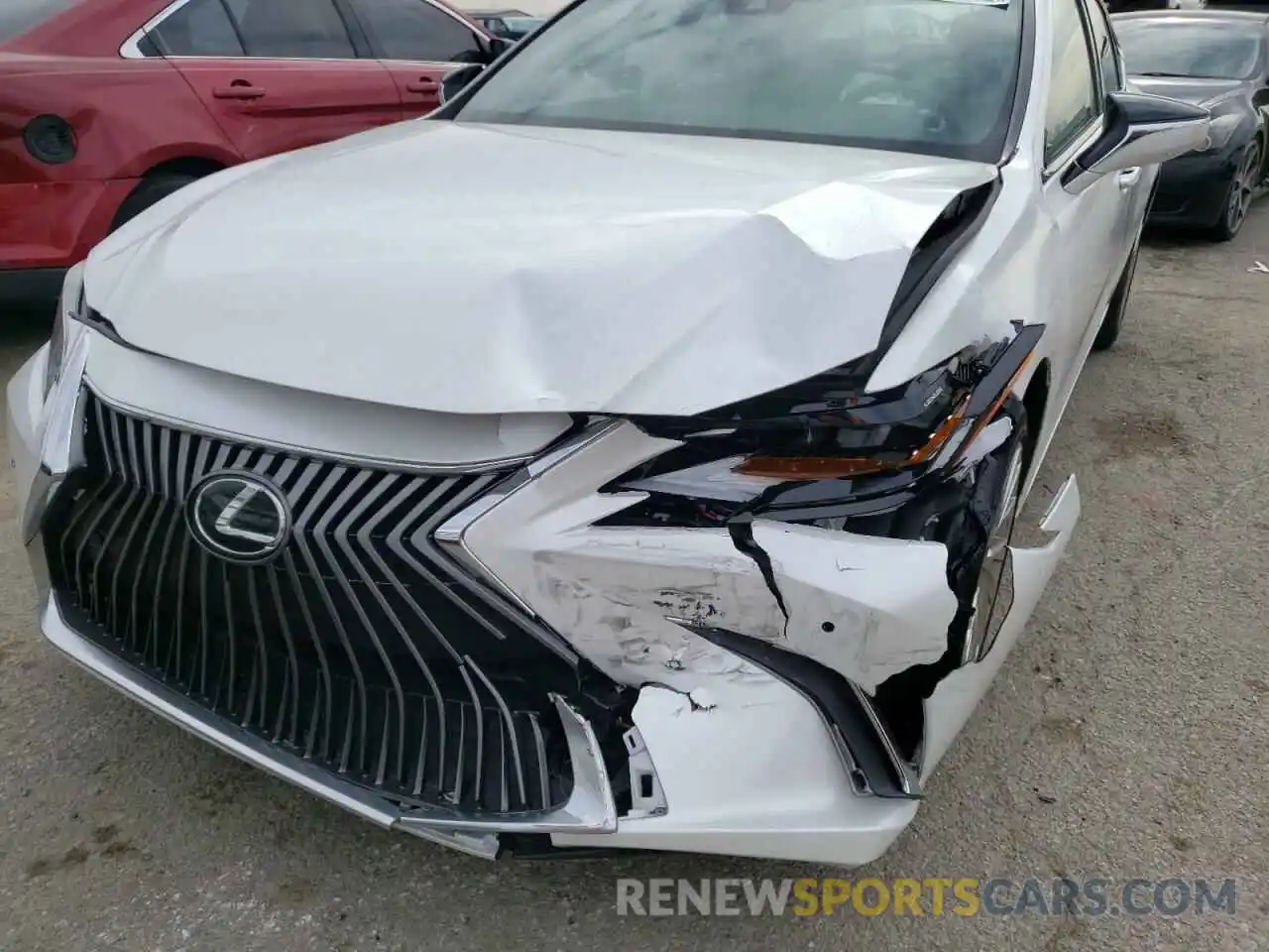 9 Photograph of a damaged car 58AFZ1B13MU103864 LEXUS ES350 2021