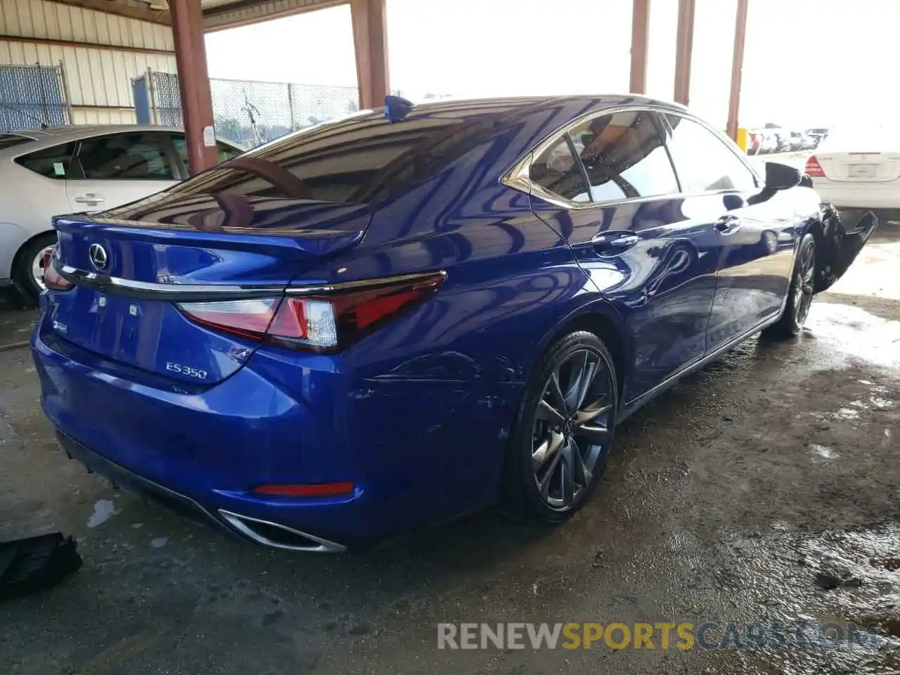 4 Photograph of a damaged car 58AGZ1B11MU083859 LEXUS ES350 2021