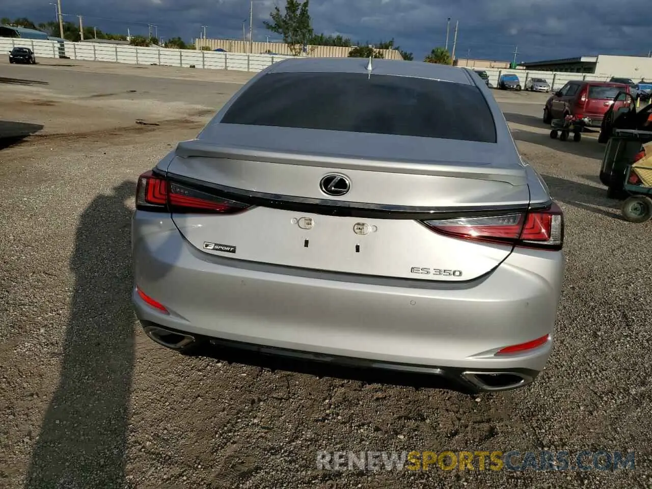 6 Photograph of a damaged car 58AGZ1B11MU090939 LEXUS ES350 2021