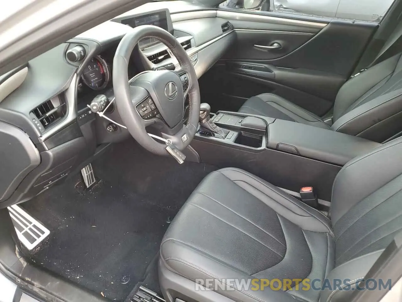 7 Photograph of a damaged car 58AGZ1B11MU090939 LEXUS ES350 2021