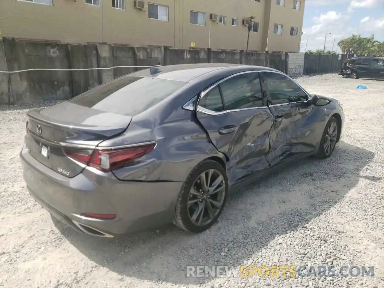 4 Photograph of a damaged car 58AGZ1B12MU087841 LEXUS ES350 2021