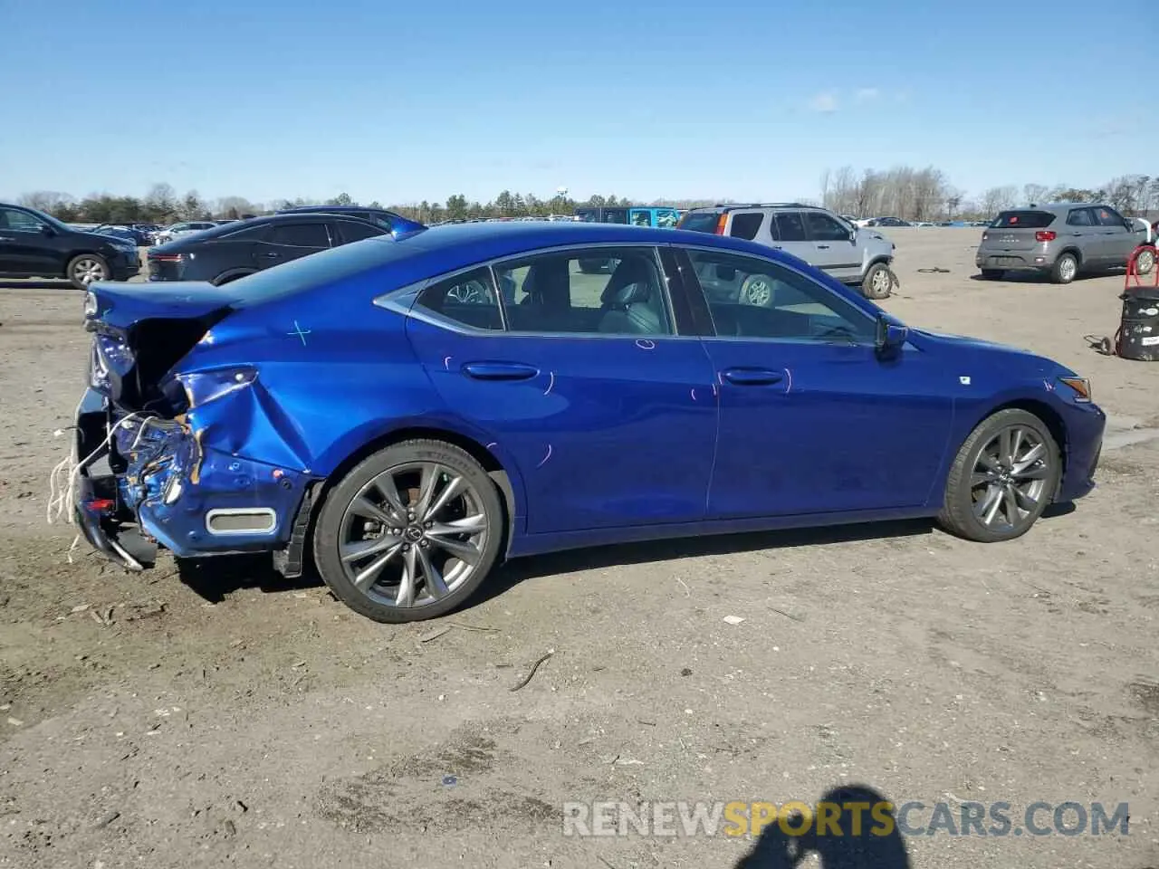 3 Photograph of a damaged car 58AGZ1B13MU082793 LEXUS ES350 2021