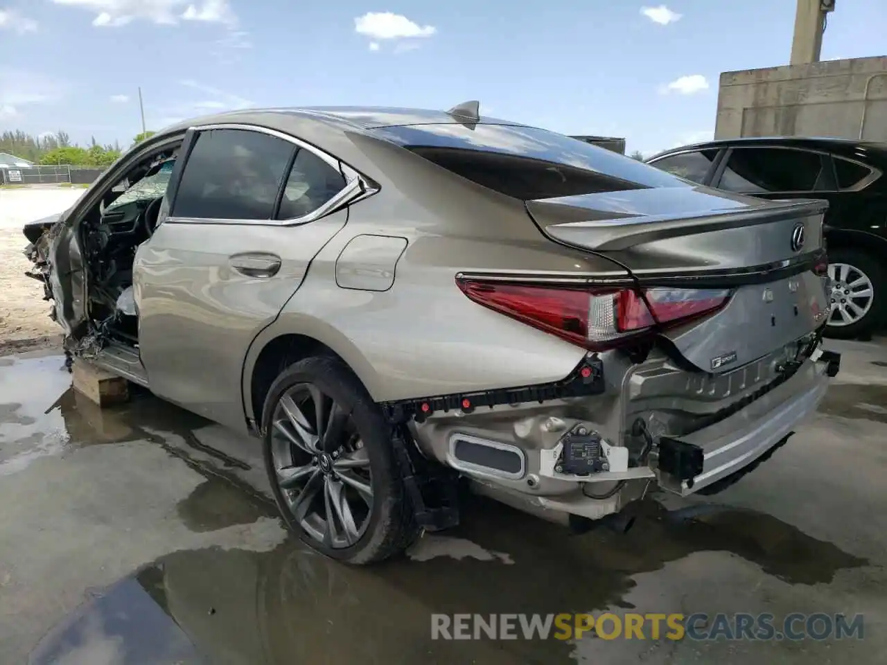 3 Photograph of a damaged car 58AGZ1B14MU096363 LEXUS ES350 2021