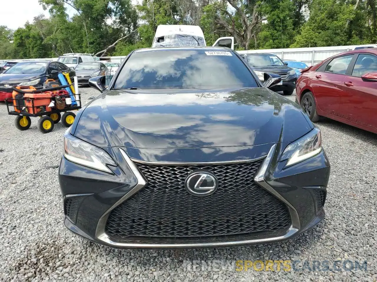 5 Photograph of a damaged car 58AGZ1B18MU090226 LEXUS ES350 2021