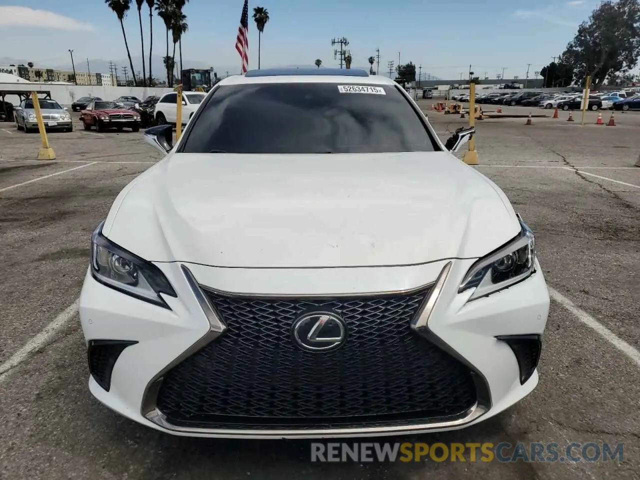 5 Photograph of a damaged car 58AGZ1B18MU095412 LEXUS ES350 2021
