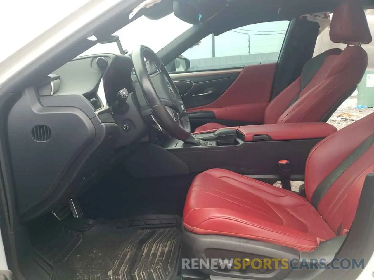 7 Photograph of a damaged car 58AGZ1B18MU102472 LEXUS ES350 2021