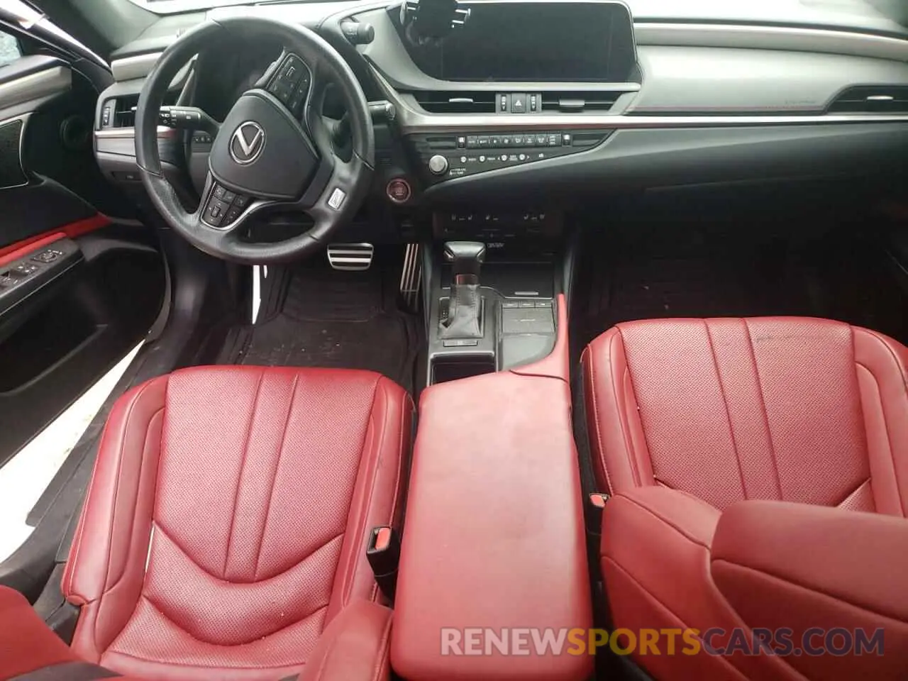 8 Photograph of a damaged car 58AGZ1B18MU102472 LEXUS ES350 2021