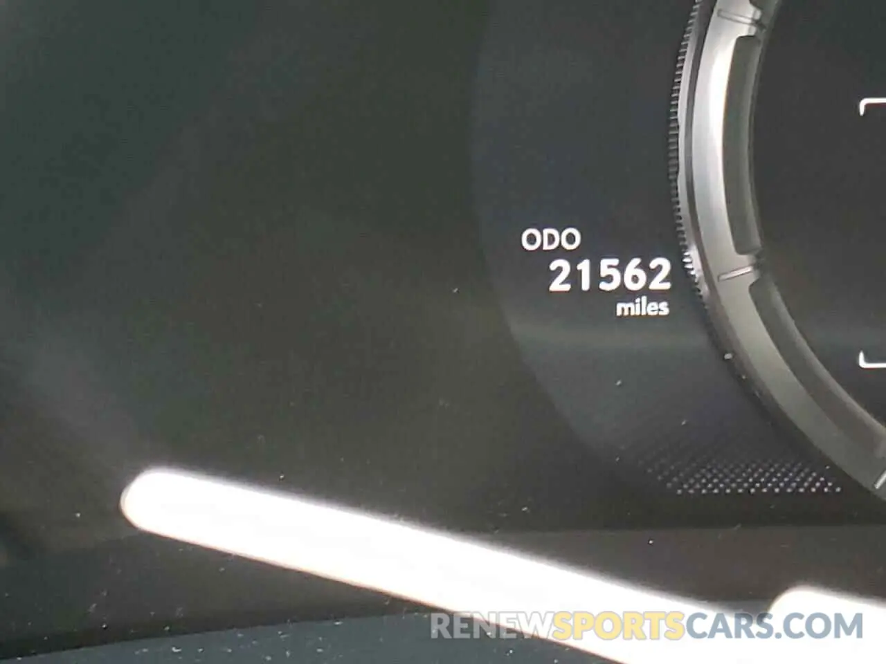 8 Photograph of a damaged car 58AGZ1B19MU089960 LEXUS ES350 2021
