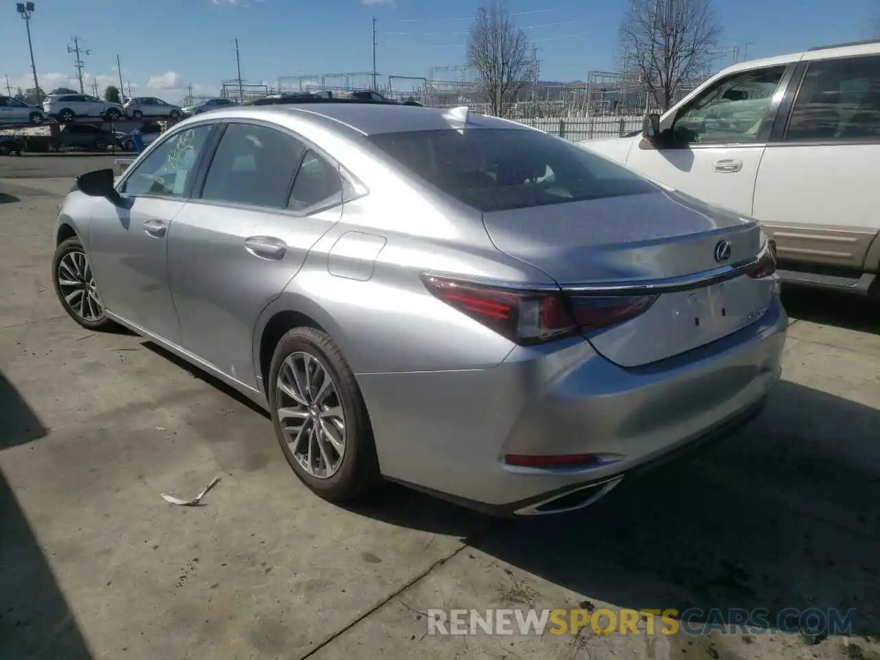 3 Photograph of a damaged car 58ACZ1B14NU113081 LEXUS ES350 2022