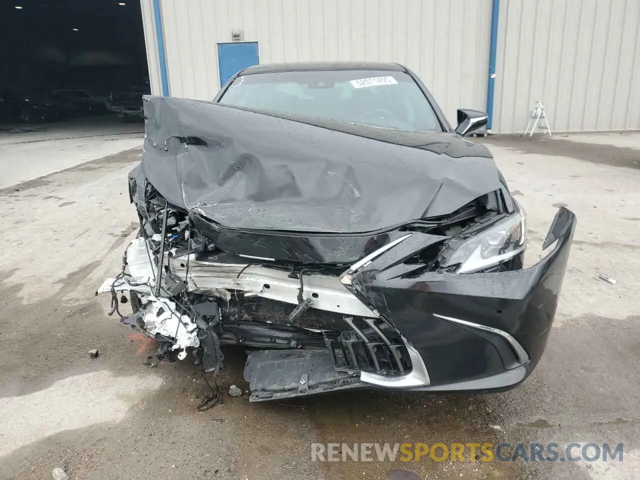 5 Photograph of a damaged car 58ADZ1B14NU111965 LEXUS ES350 2022