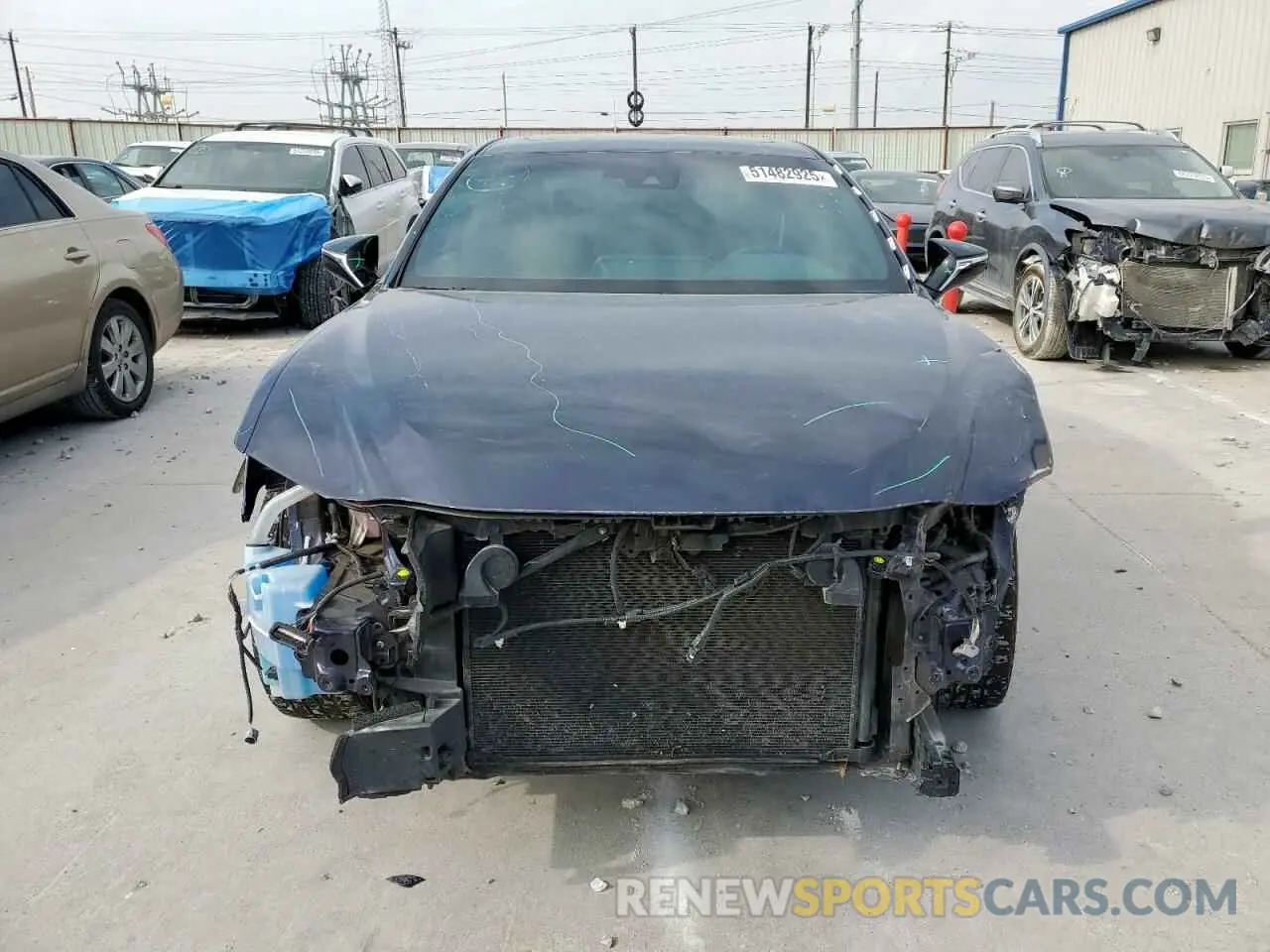 5 Photograph of a damaged car 58ADZ1B16NU125818 LEXUS ES350 2022